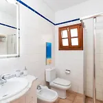Pola Marinas Βίλα *