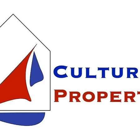 Pola Marinas Playa Blanca (Lanzarote)