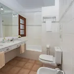 וילה Pola Marinas