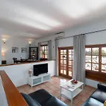 Pola Marinas וילה פלאיה בלנקה