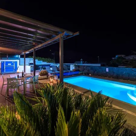 Villa Pola Marinas