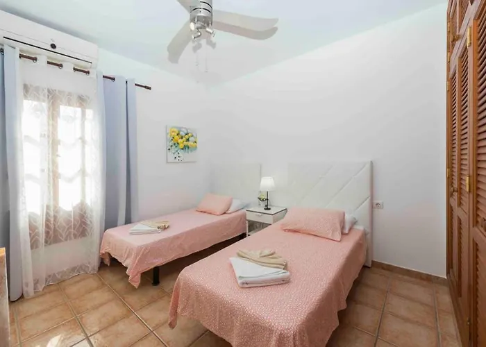 Pola Marinas Πλάγια Μπλάνκα