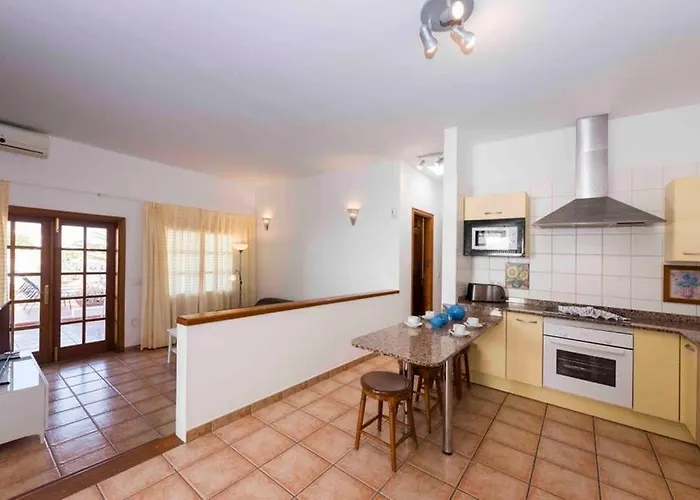 Pola Marinas Πλάγια Μπλάνκα