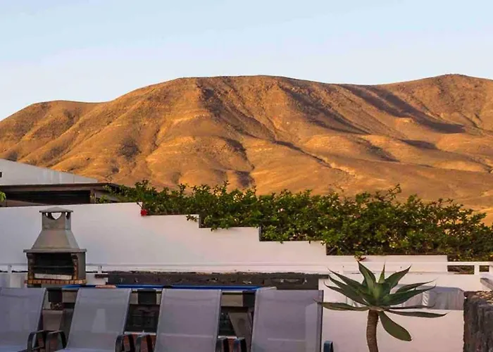 Pola Marinas Βίλα *