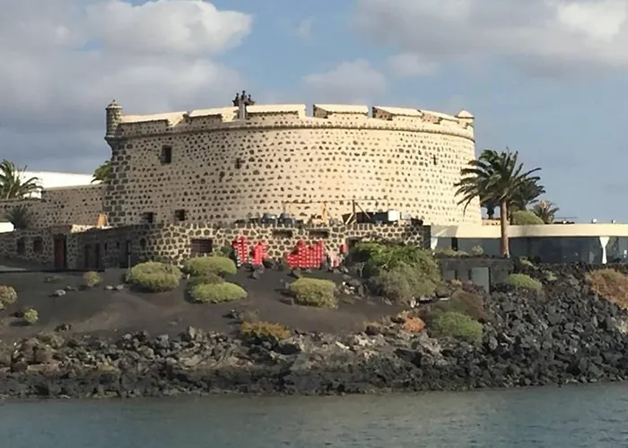 Pola Marinas Вилла *