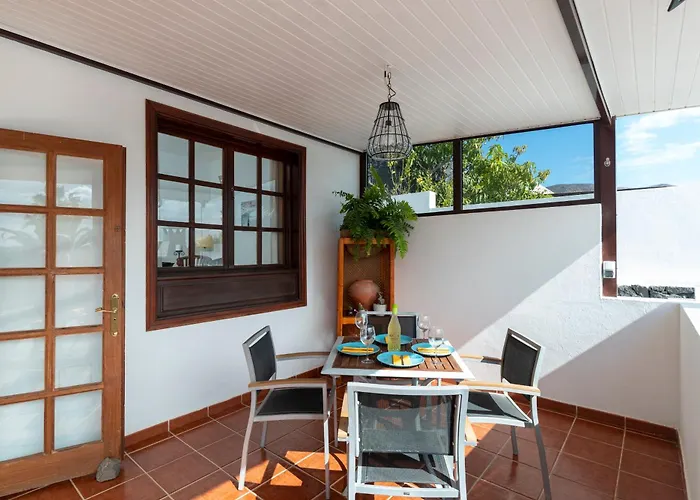 Pola Marinas ヴィラ *