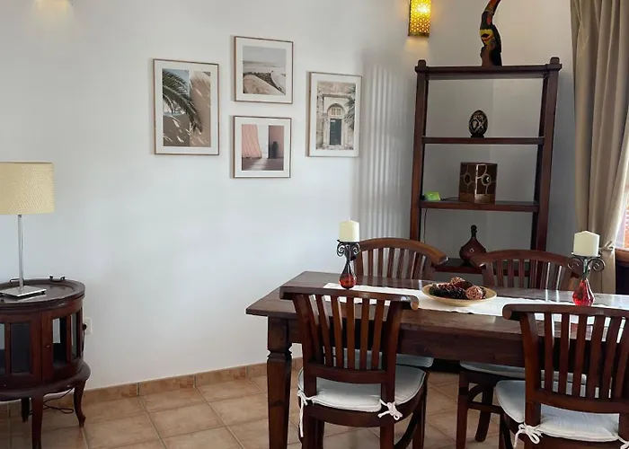 Pola Marinas Playa Blanca (Lanzarote)