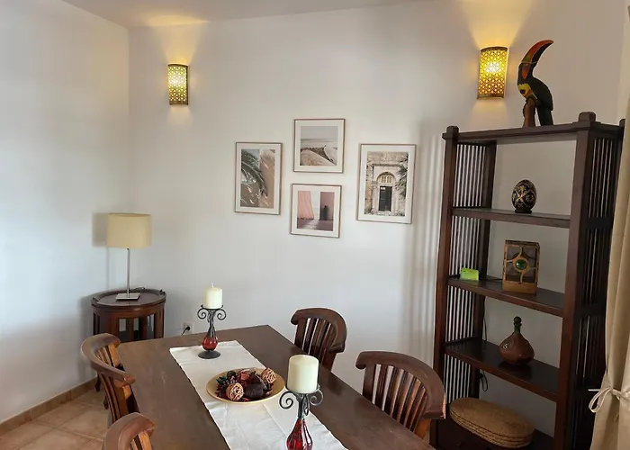 Pola Marinas Playa Blanca (Lanzarote)