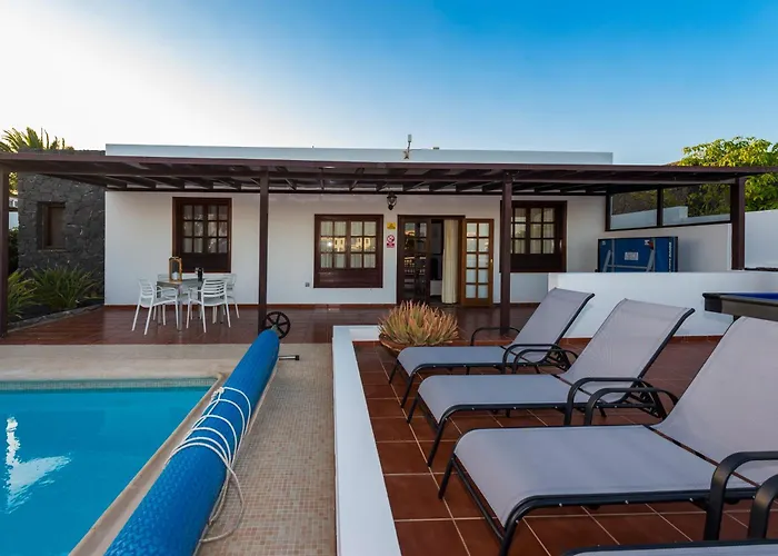 Villa Pola Marinas *