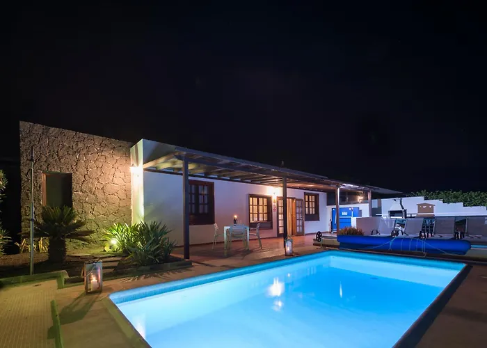 Pola Marinas Villa *