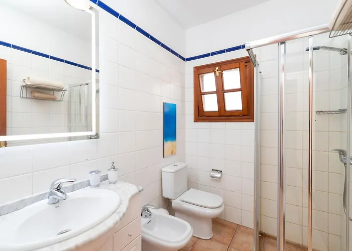 Pola Marinas Villa *