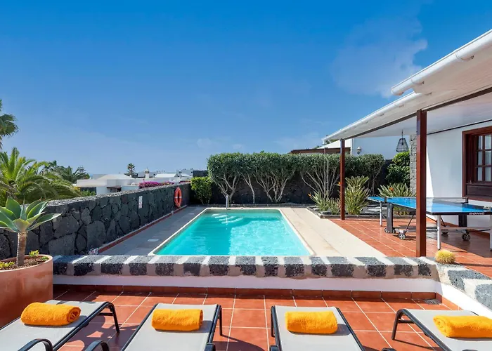 Pola Marinas Villa *